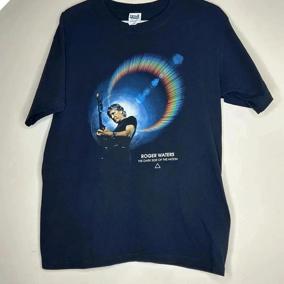 Roger Waters Pink Floyd Concert Shirt Rock Shirt - Picture 1 of 8
